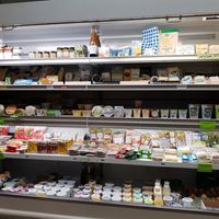 Refrigerated section at Sesam-Natura in Wetzikon