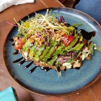 Avocado bread at Ubuntu in Leipzig