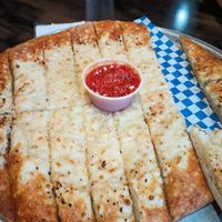 Garlic FYH cheesy bread at Rudy's Pizza in Portland