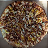 Vegan Banging Barbecue Chicken at Rudy's Pizza in Portland