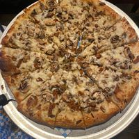 vegan chicken bacon alfredo pizza at Rudy's Pizza in Portland