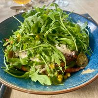 14/09/2025 - Peluqueria (Vegan Kapsalon Mexicaans) €25
Zoete aardappel frietjes - seitan - kidney beans - kaas/panko - rucola - maïs - jalapeno  & Tex Mex saus/gerookte henneps at Odnar in Oudenaarde