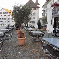 Outdoor seating at Banoo Im Rössli in Rapperswil-jona