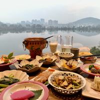   at Fányānwàichá - 凡烟外茶·素食 in Wuhan