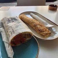 Burrito de seitan e panqueca at Upcafe in Split