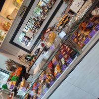 Vitrine at Ullmann's Zuckerbäckerei in Vienna