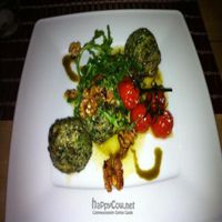 spinatkn&ouml;del in walnu&szlig;- butter at Lucky Leek in Berlin