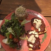 Tofu with peanuts and ‚jam‘  at Paprika in Granada