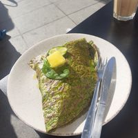 Vegan crepe with tofu at SANTA coffee in Malaga