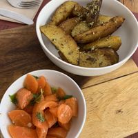 Algarve carrots and garlic potatoes  at Art'aska in Silves