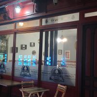 Front of restaurant at Le Comptoir Libanais in Cherbourg