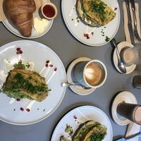 Avocado toast with chickpea omelette   at Kaffeemacherei in Frankfurt