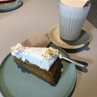 Carrot cake and chai latte   at Kaffeemacherei in Frankfurt