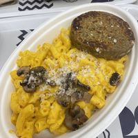 Mac and cheese with garbamburger  at Holy Plants in Lima