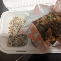 Cauliflower wings bbq and coleslaw at Holy Plants in Lima