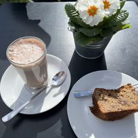Das Bananenbrot ist wirklich richtig lecker  at Café Winzig in Neustadt