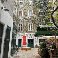 Restaurant located in the yard at Pho Linh in Vienna