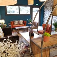 Coin salon at L'Originalithé in St-paul-trois-chateaux