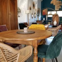 Salle at L'Originalithé in St-paul-trois-chateaux