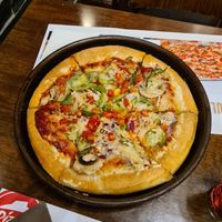 Pizza Garden Lovers (veganized) at Pizza Hut in Antwerpen