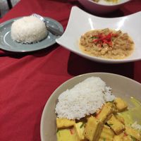 Shared dishes at Jodoja in Koh Samui