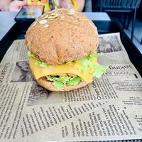Vegan cheese and soy chicken burger at Vegan Vegetable Food Exchange - 蔬食汇 in Shenzhen