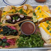 Hold the meat plate, specified vegan at LA Brea in Zurich