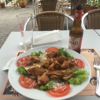 Vegan „Chicken“ Salad  at Lima Bar in Viana Do Castelo