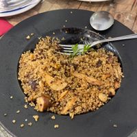 Riquísimo, hay que reservar con antelación. Lo recomiendo .  at ROLSAN in Norena