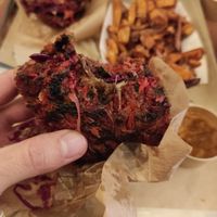 Vegan burger (vegetables tempura + Portobello + sauce + vegetables) at Patatak - La Bourse in Brussels
