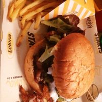  at Lelena Burger in Aversa