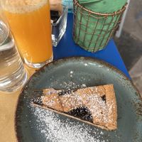Crostata and orange juice   at Gatsby Cafè in Rome
