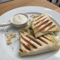 Quesadillas de queijo vegano , com opção de adicionais  #Veganuary at Hablemos Coco Cafe in Puerto Natales