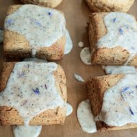 Earl grey scones at Vium 비움 in Seoul