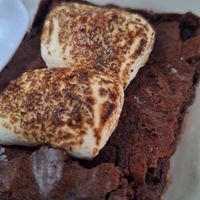 ¡Brownie S'mores! ¡Chocolatoso! ¡Delicioso! 🍫🍫🍫 at I Quit - Café & Bakery in Mexico City