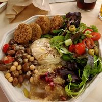 Absolutely delicious with vegan options 😋 at Ataya Traiteur in Lille