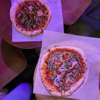 Грузди-карамелизованные томаты и вешенка-кимчи  at KOM in Moscow