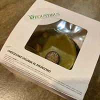 Vegan pistacchio cheesecake  at Vegustibus in Rome