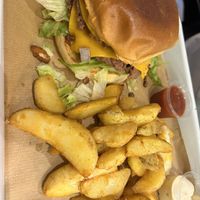 Double cheesy  at Theory in Levallois-perret