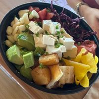 Poke mediano  at Soul Bowl in Mancora