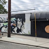 Outside mural at Pi Vegan Pizzeria in Seattle