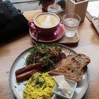 Scrambled tofu at Share Sweet & Wine Bar in Prague