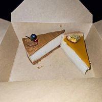 Auch to go möglich at Share Sweet & Wine Bar in Prague