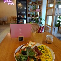 Scrambled tofu at Share Sweet & Wine Bar in Prague