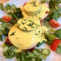 Egg Benedict mit Tofu  at Share Sweet and Espresso Bar in Prague