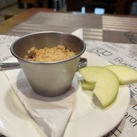 Apple crumble   at Vegan Mount in Barcelona