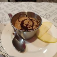 Crumble de manzana at Vegan Mount in Barcelona