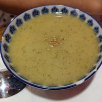 Zucchini soup at Vegan Mount in Barcelona