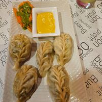 Mo: Mo at Vegan Mount in Barcelona