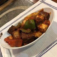 Mo-mo (dumplings) with tofu and seitan, tomato, onion and pepper  at Vegan Mount in Barcelona